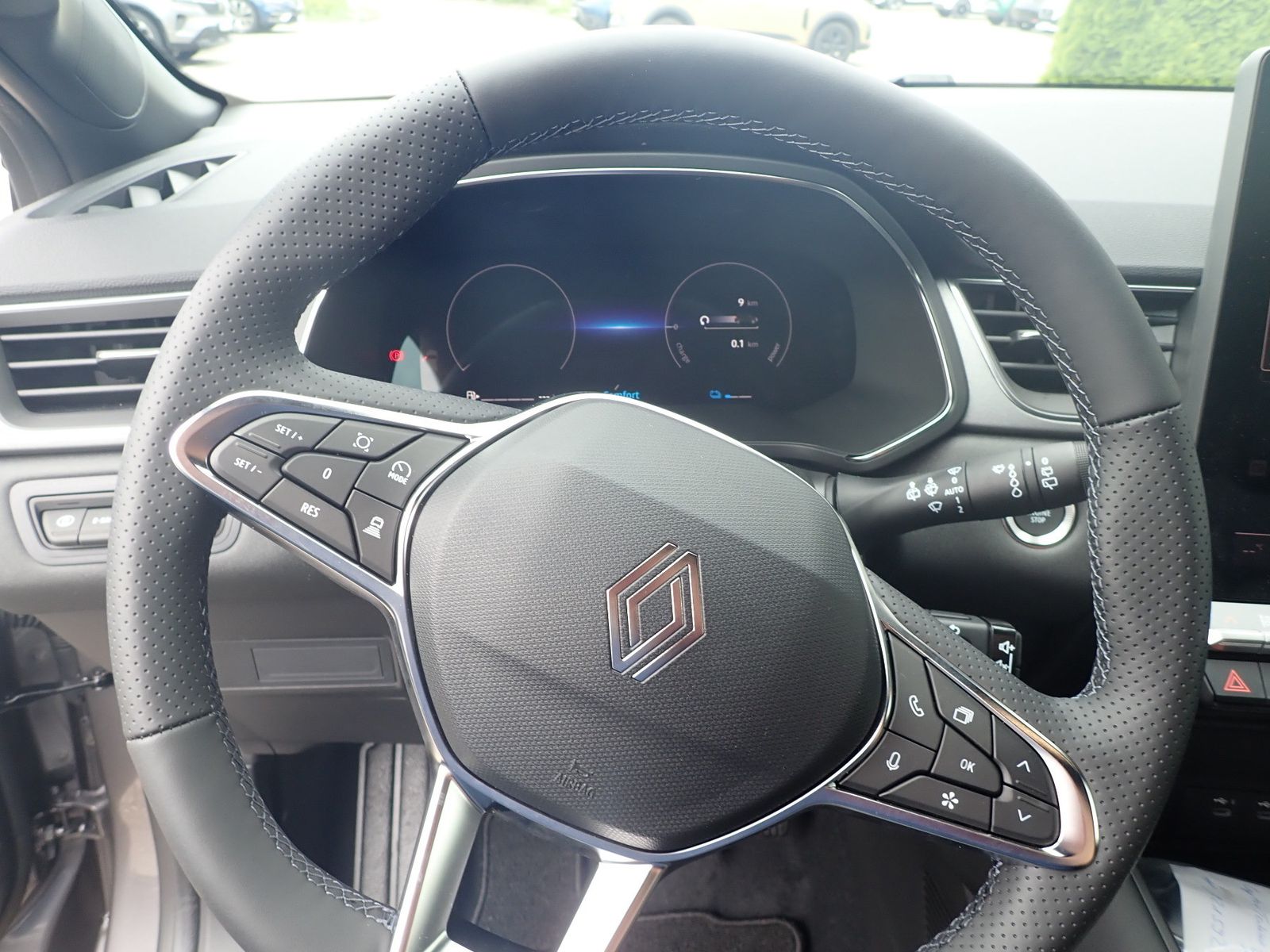 Fahrzeugabbildung Renault Captur Techno Full Hybrid E-Tech 160