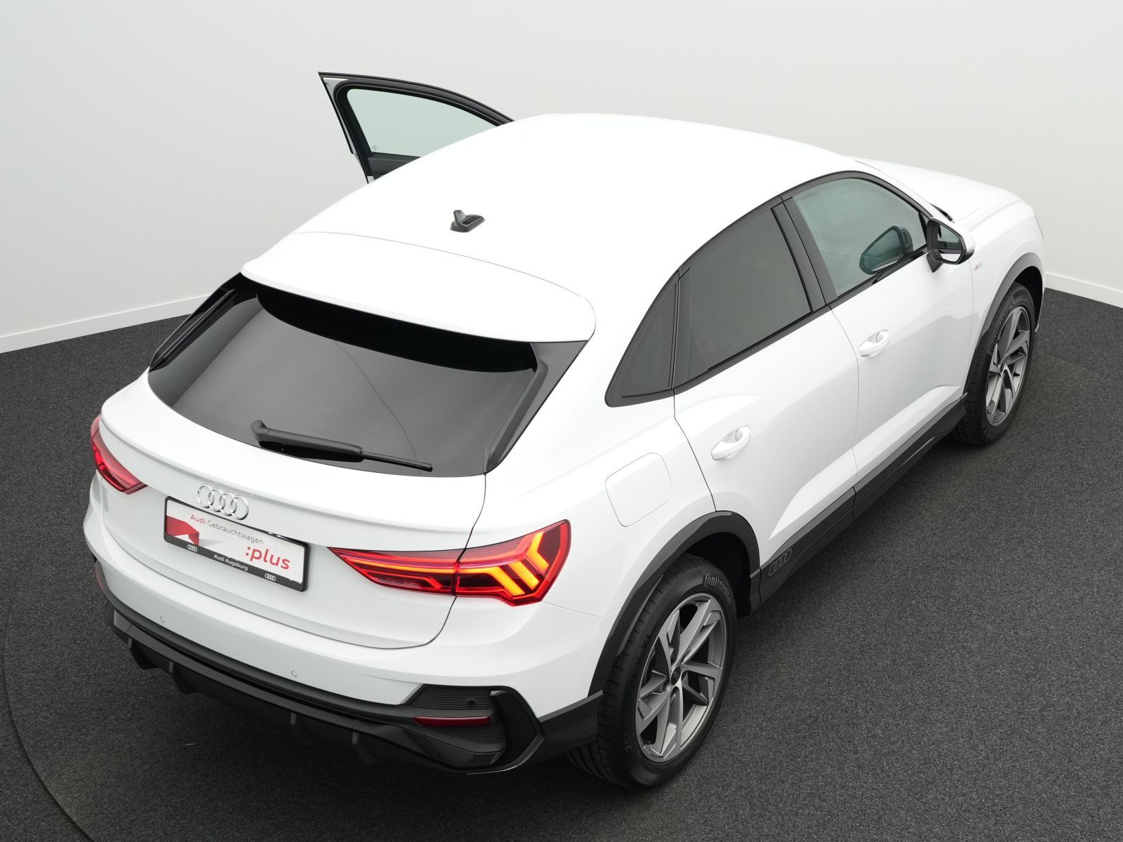 Audi Q3 - Bild 22