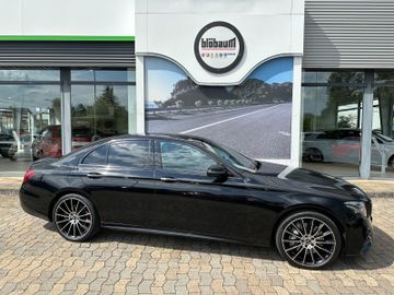 Fahrzeugabbildung Mercedes-Benz E 350 d Lim. 4Matic AMG Line Pano 20"