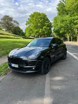 Porsche Macan S - Porsche Gebrauchtwagen in Frankfurt