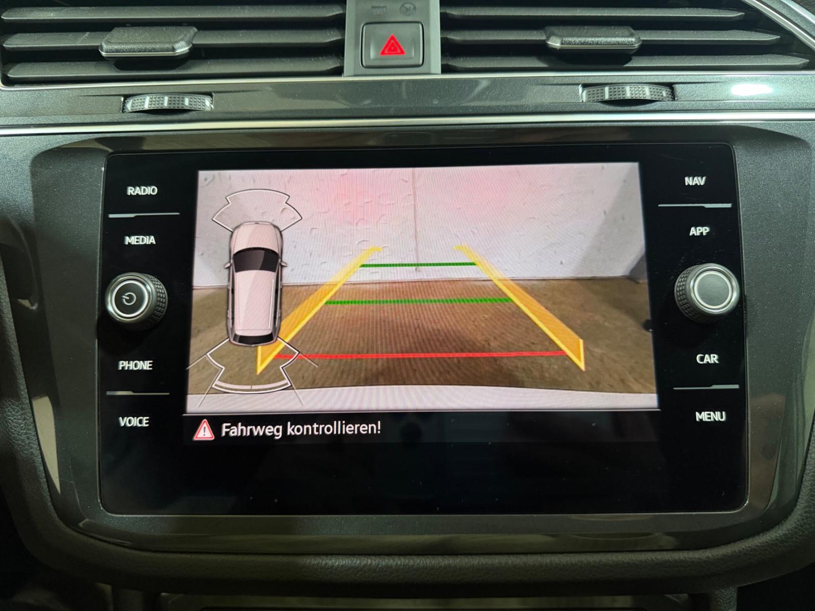 Volkswagen Tiguan Elegance 2.0TDI DSG/PANO/CAM/IQ/GARANTIE