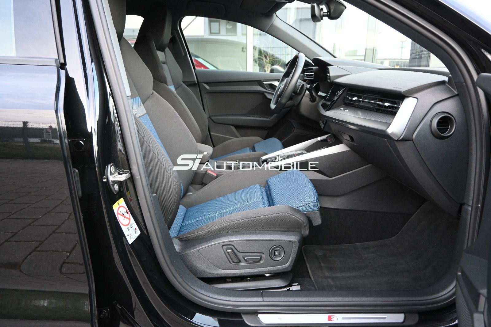 Fahrzeugabbildung Audi A3 35 TDI S tr. S Line Lim. °ACC°STANDHZ°19ZOLL°