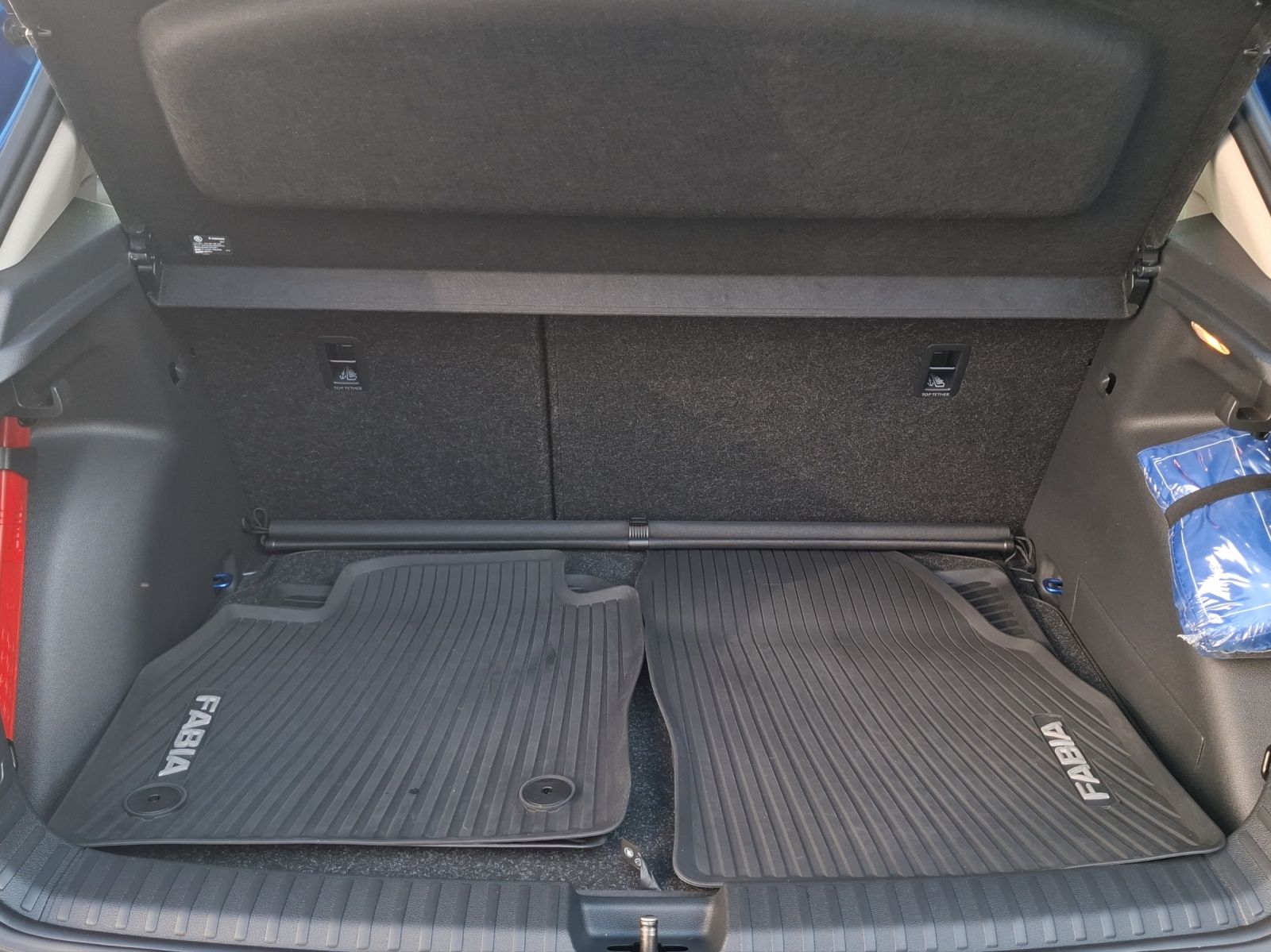 Fahrzeugabbildung SKODA Fabia TSI Tour LED Navi GRA RFK SH