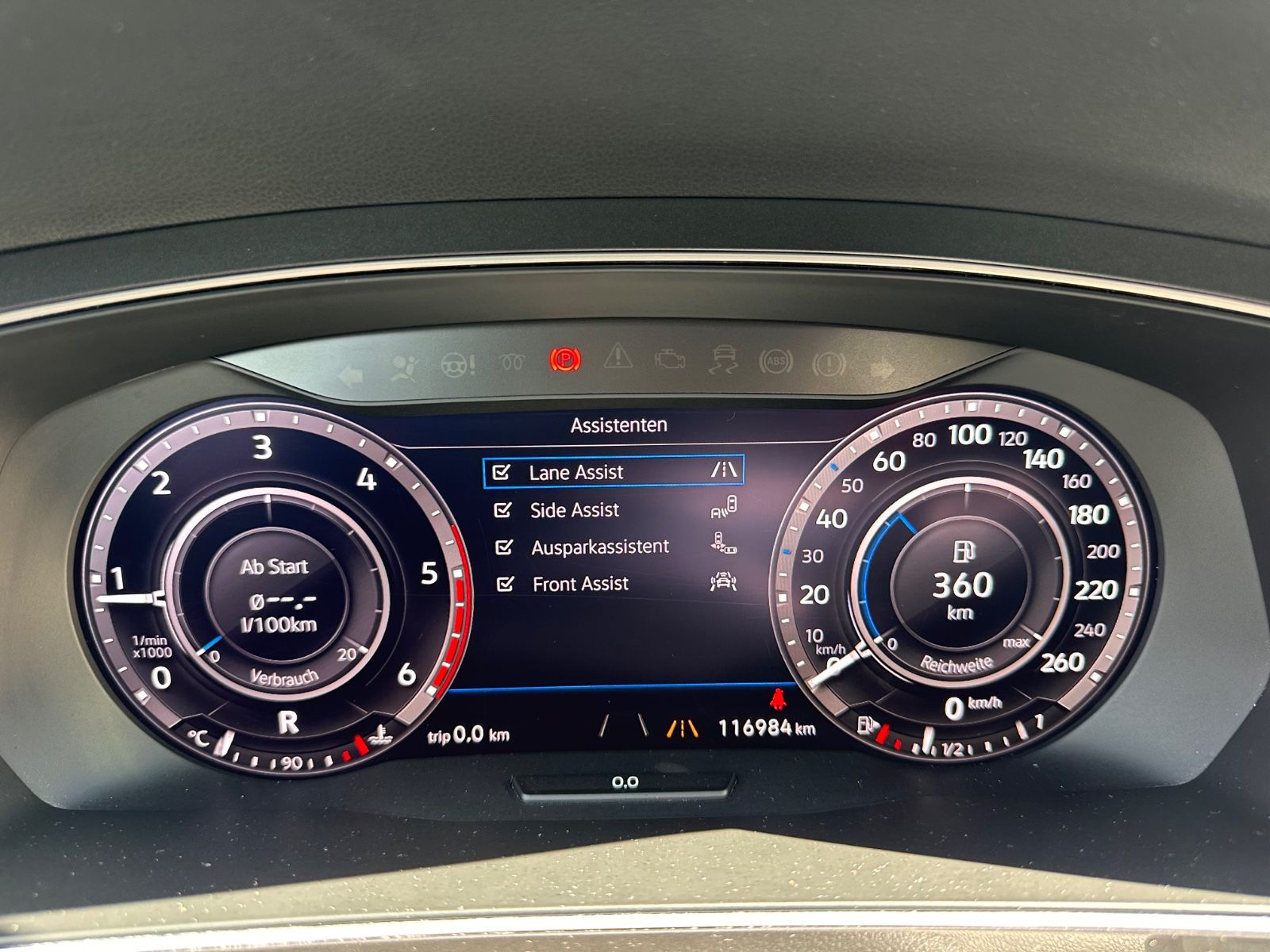 Fahrzeugabbildung Volkswagen Tiguan 2.0 TDI 4M Highline DSG AHK/HUD/Navi/LED