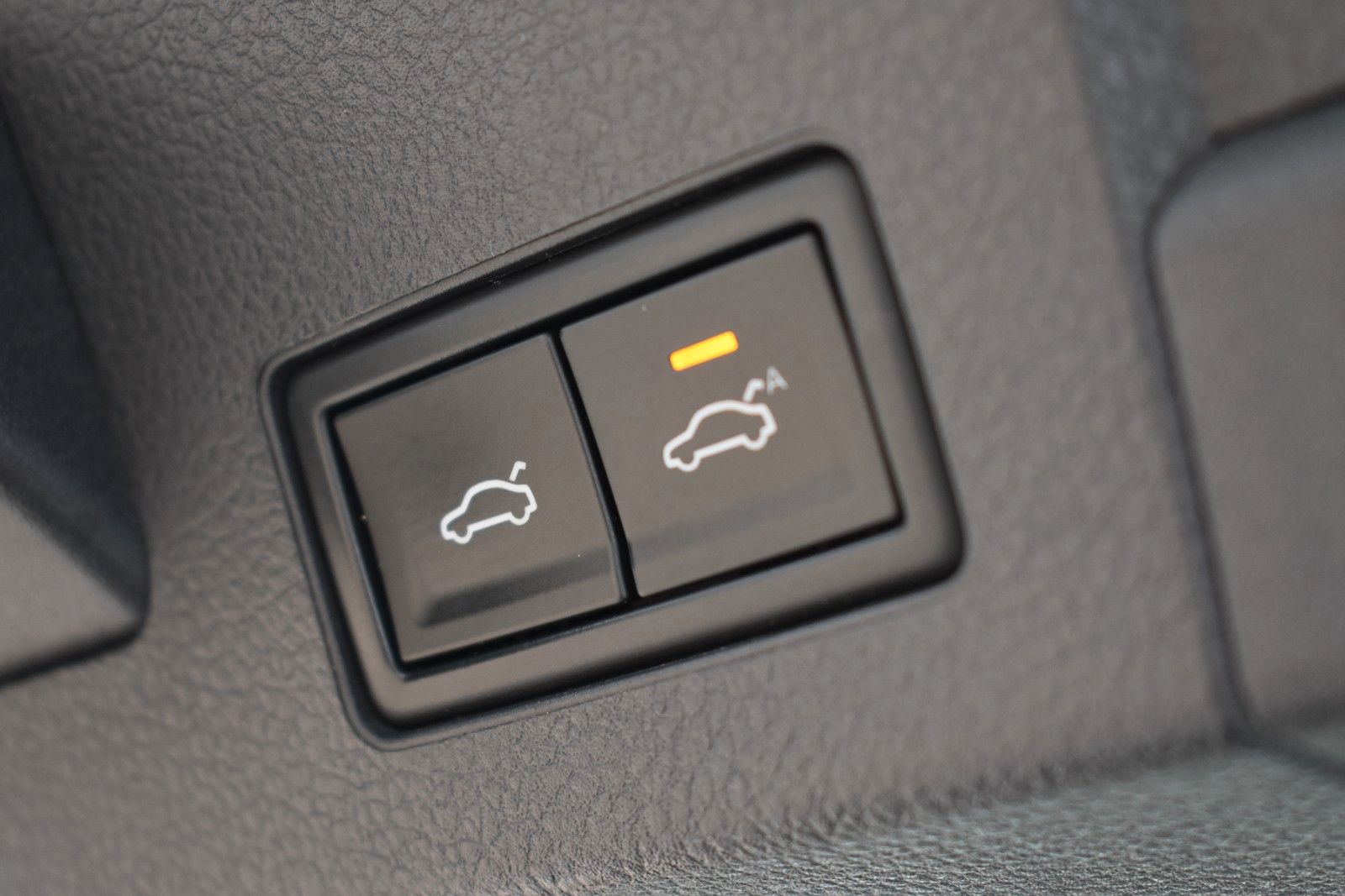 Fahrzeugabbildung Volkswagen Arteon R-Line 4Motion PANO/AHK/STH/MASAGE/DYNAUD