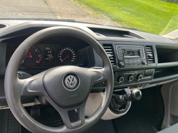 Volkswagen T6 Transporter - 12