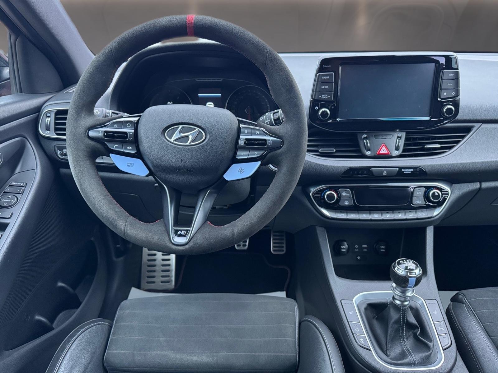 Hyundai I30 N Performance 2.0 320ch - Carnet entretien - Led - Volant alcantara - Stage 1 - Navi