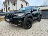 Toyota Land Cruiser 2.8 D-4D Automatik - - schwarze Toyota Land Cruiser