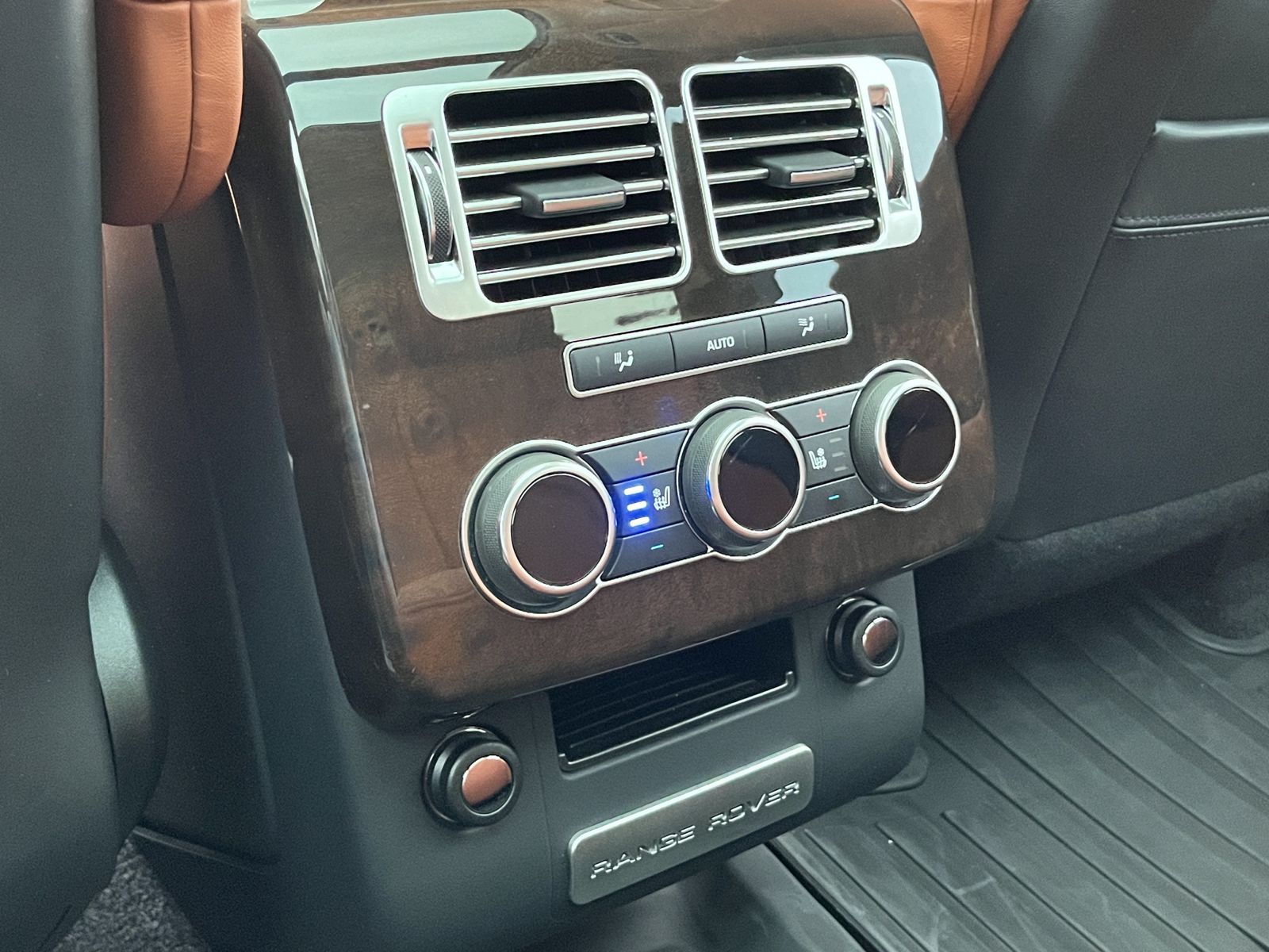 Fahrzeugabbildung Land Rover Range Rover Autobiography*22`**Aktionsangebot**