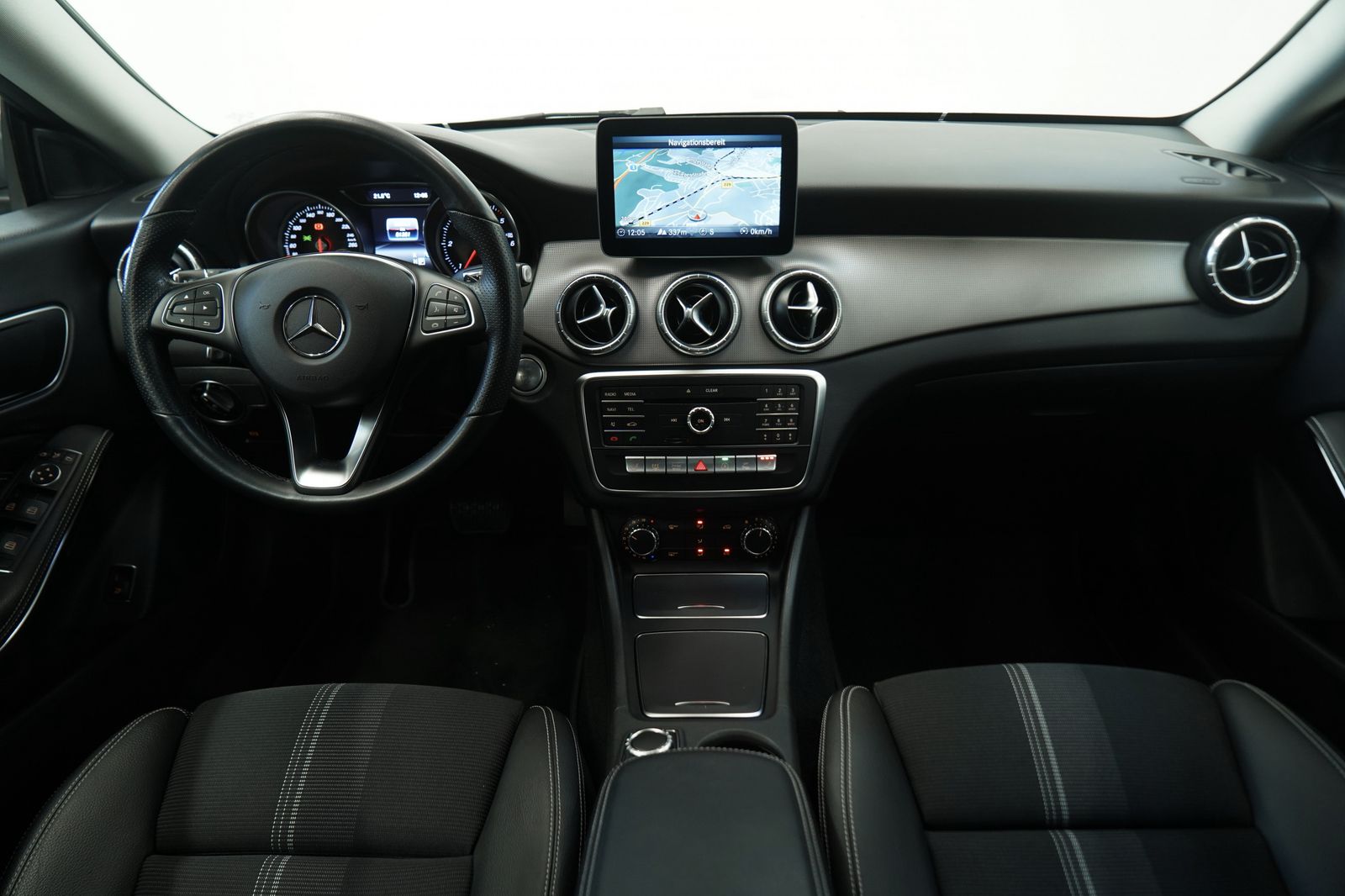 Mercedes Benz Cla 200