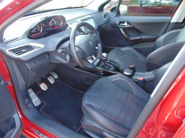 Bild 8 Peugeot 2008 Allure GTline