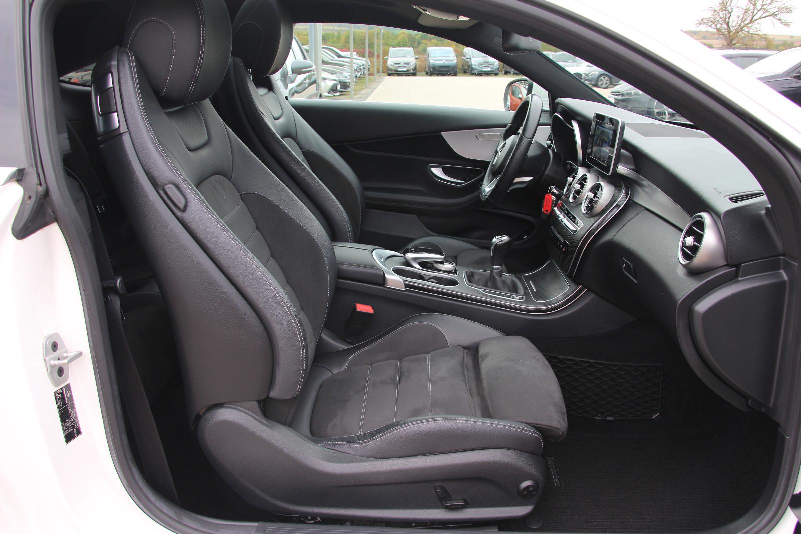 Mercedes-Benz C 180 Coupe AMG-Line*PANO*LED*NAVI*TEMPOMAT*