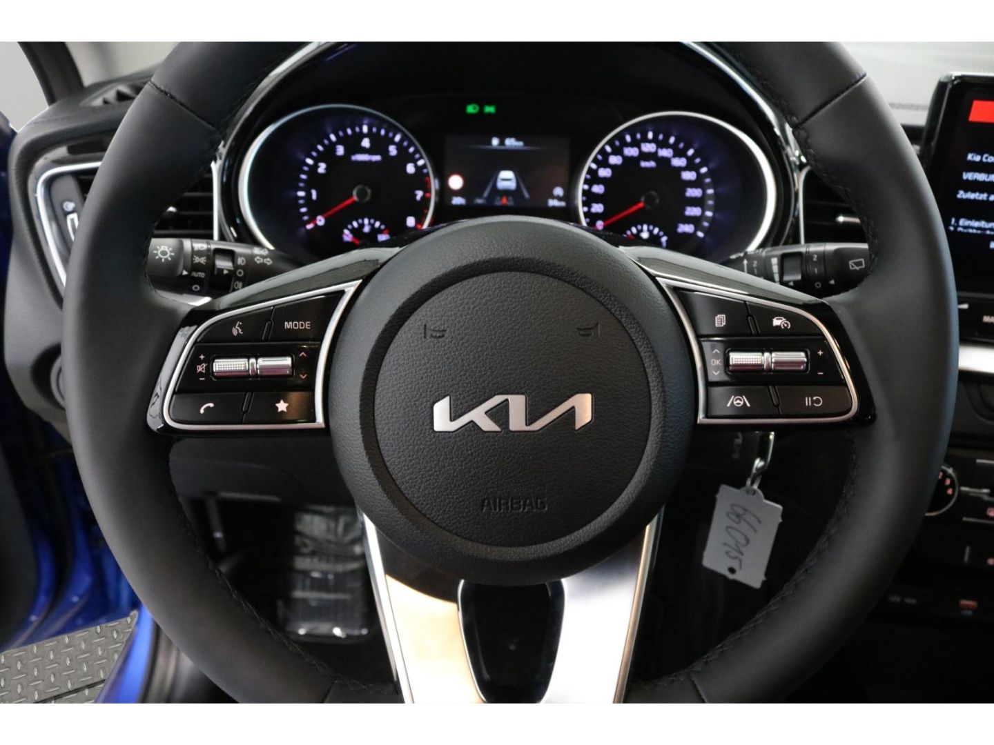 Fahrzeugabbildung Kia Ceed Vision Klimaanlage Navi SpurhalteASS DAB