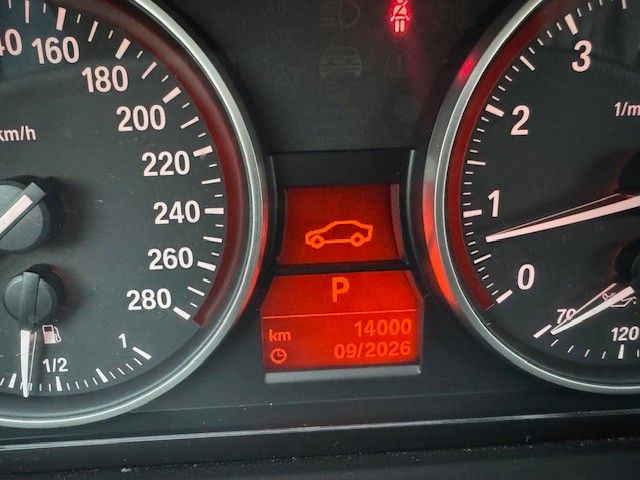 Fahrzeugabbildung BMW 325i Coupe xDrive Xenon Leder Schiebedach