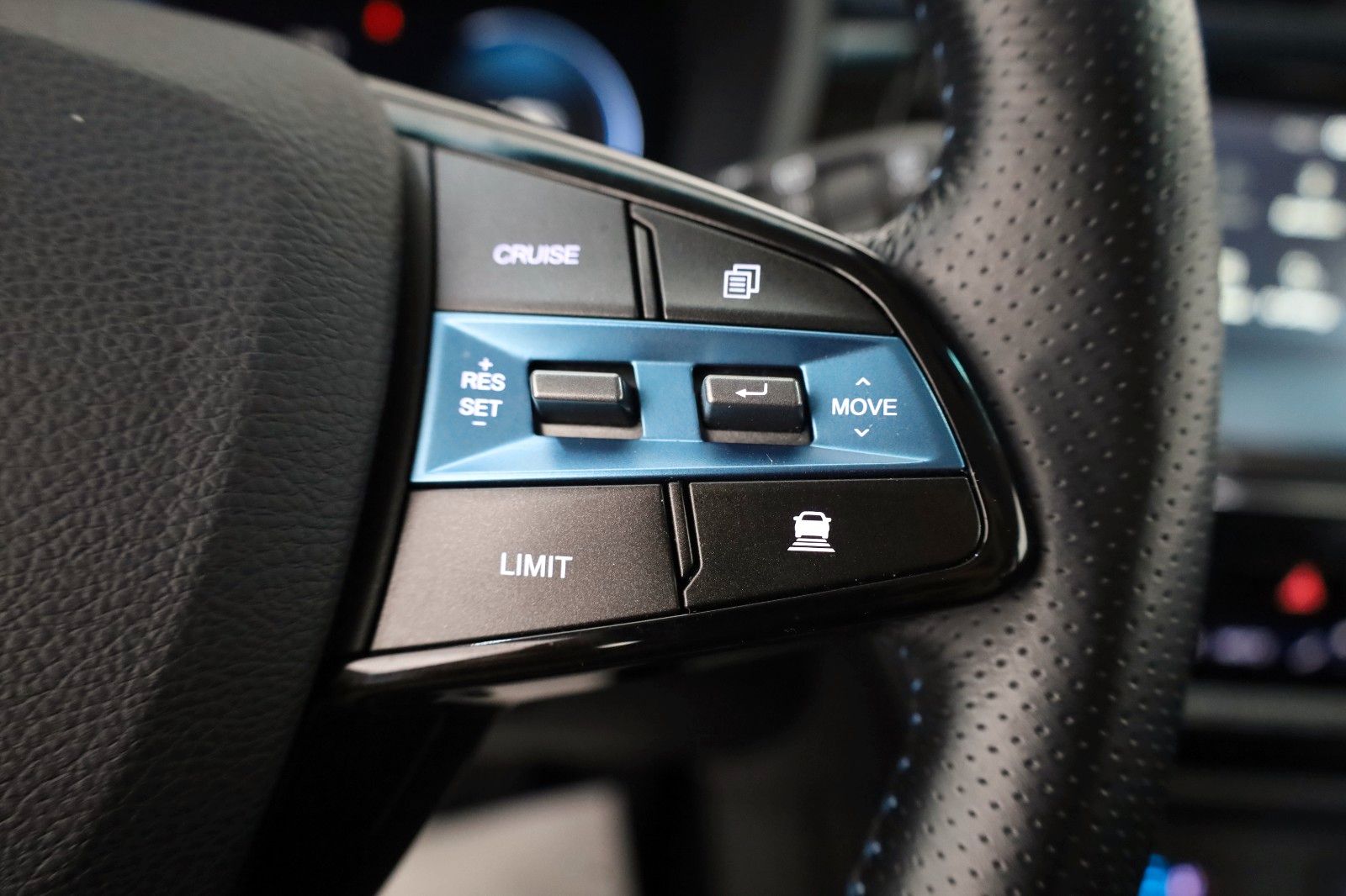 Fahrzeugabbildung Ssangyong Korando e-Motion Titanium Leder,Navi,LED,ACC,+WR