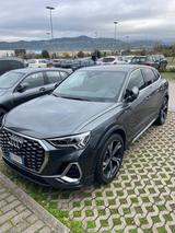 Audi Q3 SPB 35 TDI S tronic line edition - Behindertengerechte Audi Q3