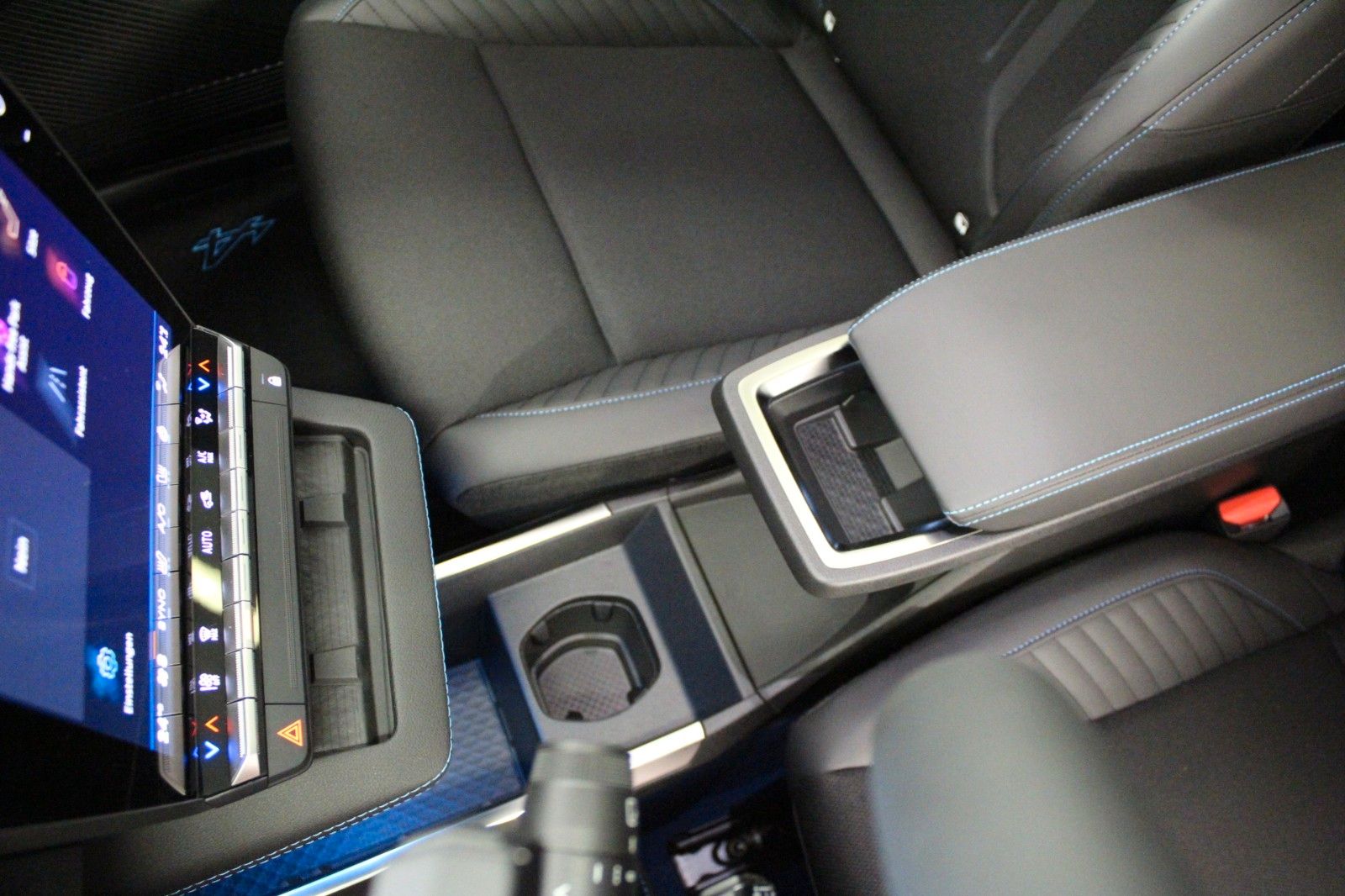 Fahrzeugabbildung Renault Scenic E-Tech 220 Long Range Esprit Alpine