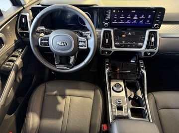 KIA Sorento - 4