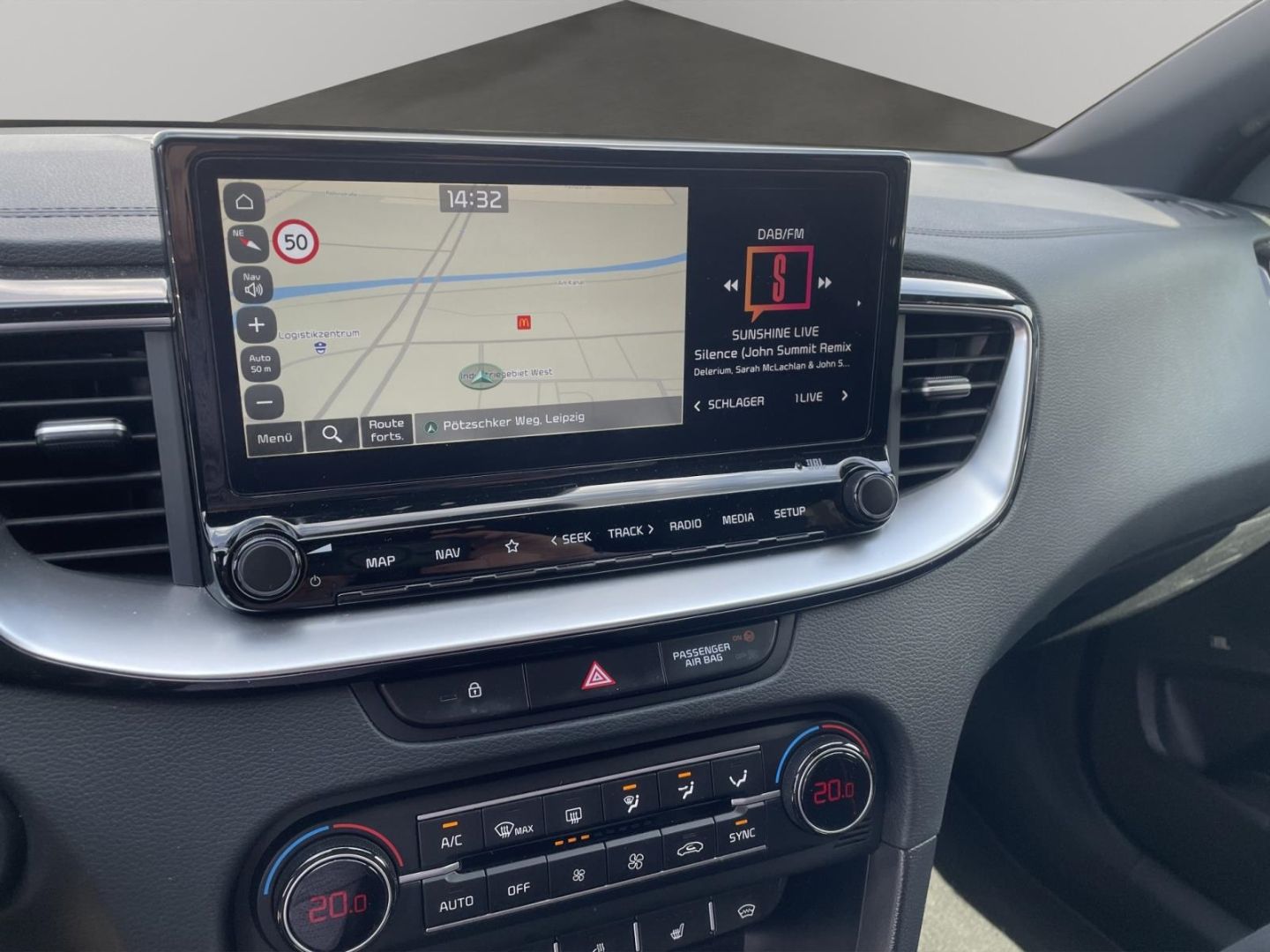 Fahrzeugabbildung Kia ProCeed GT LED totWinkelASS Kamera SpurhalteAss