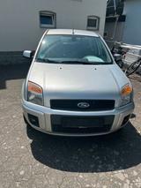 Ford Fusion - gebrauchte Ford Fusion aus dem Jahr 2012