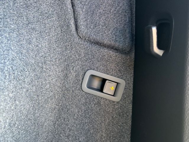 Ateca 2.0 TSI DSG 4D Navi LED AHK SHZ