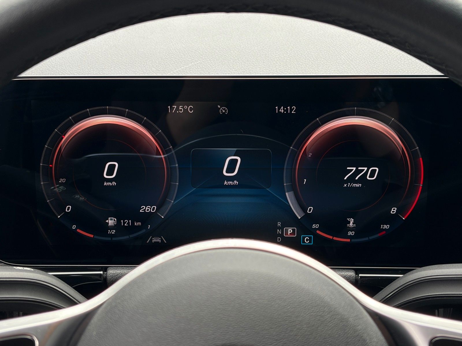 Fahrzeugabbildung Mercedes-Benz GLA 200 7G-DCT Progressive CarPlay Temp CAM AHK