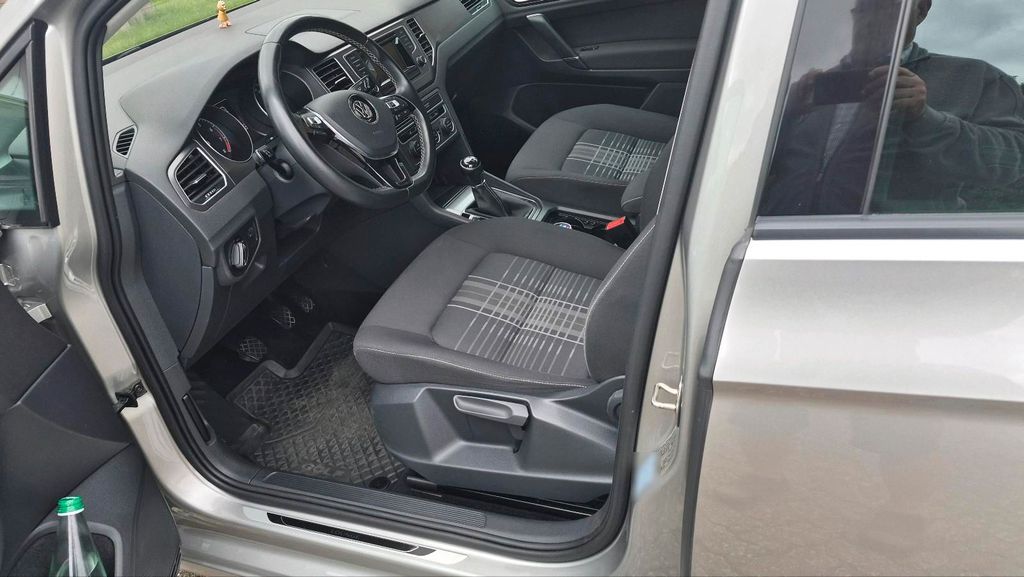 Image of Volkswagen Golf Sportsvan