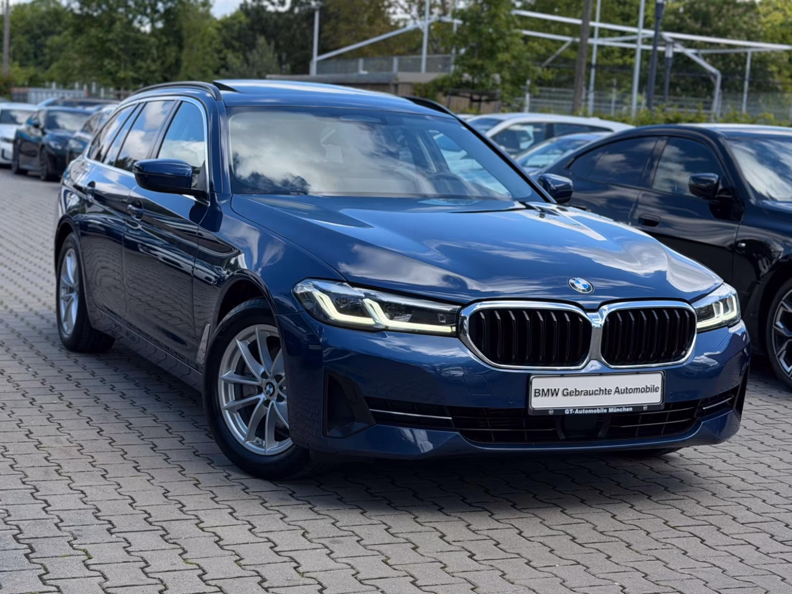 BMW 520d Aut. Leder Panorama LED Stop&Go H/K Kamera