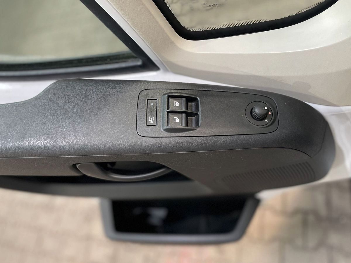 Fahrzeugabbildung Opel Movano L2H2 3,5t Edition #Tempomat#Klima#