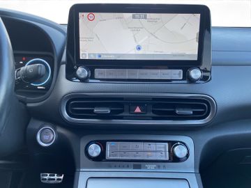 Hyundai Kona Elektro Trend 64 kWh OBC+Kam.+Navi+SHZ+ACC