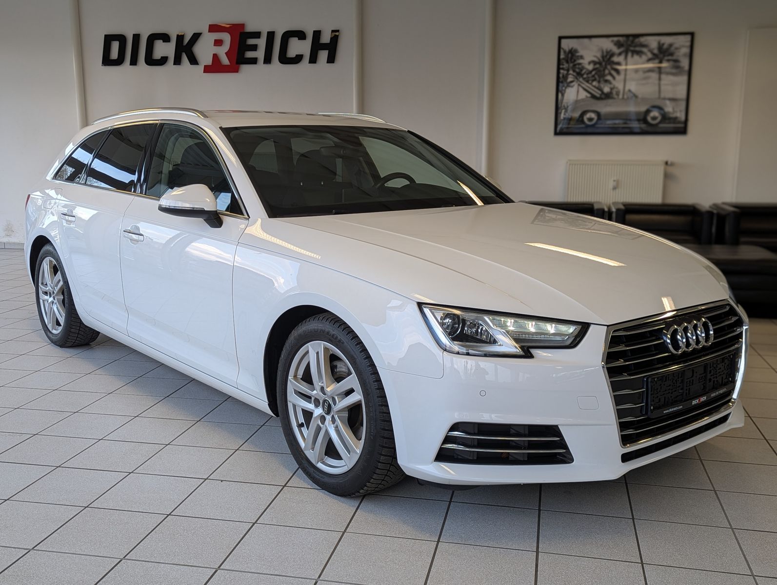 Fahrzeugabbildung Audi A4 2.0 TDI design ultra Sport-Fahrwerk Alcantara