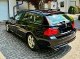 BMW 320d Touring in sehr gutem Zustand - BMW 320 aus 2009: Kombi, 320i