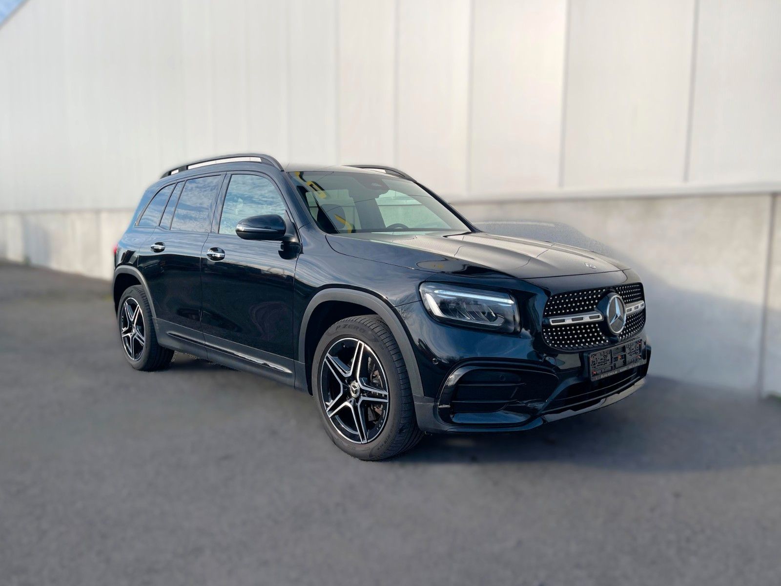Mercedes-Benz GLB-Klasse 180*AMG-line*Nightpakket*7 personen*N