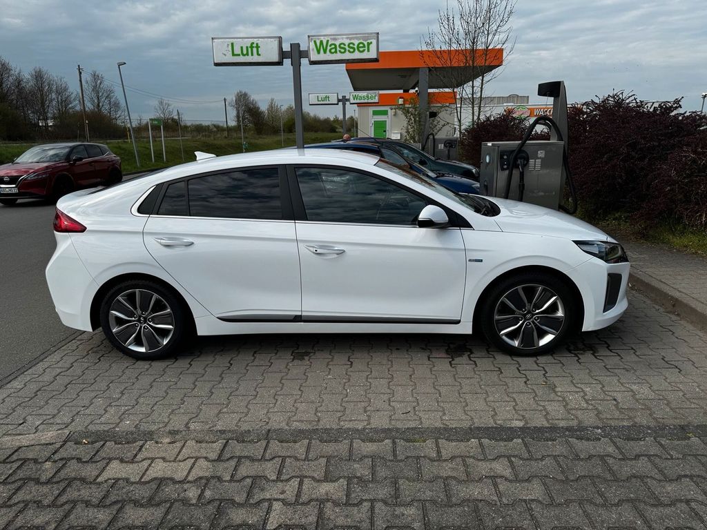 Image of Hyundai IONIQ