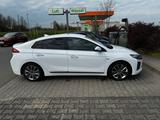 Hyundai Ioniq  Hybrid  Automatik- Scheck... - Hyundai IONIQ Benziner Gebrauchtwagen