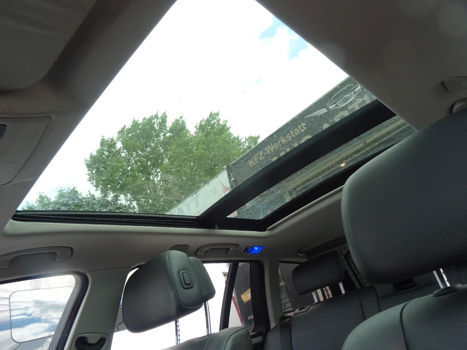 BMW 520 2009 — photo 12