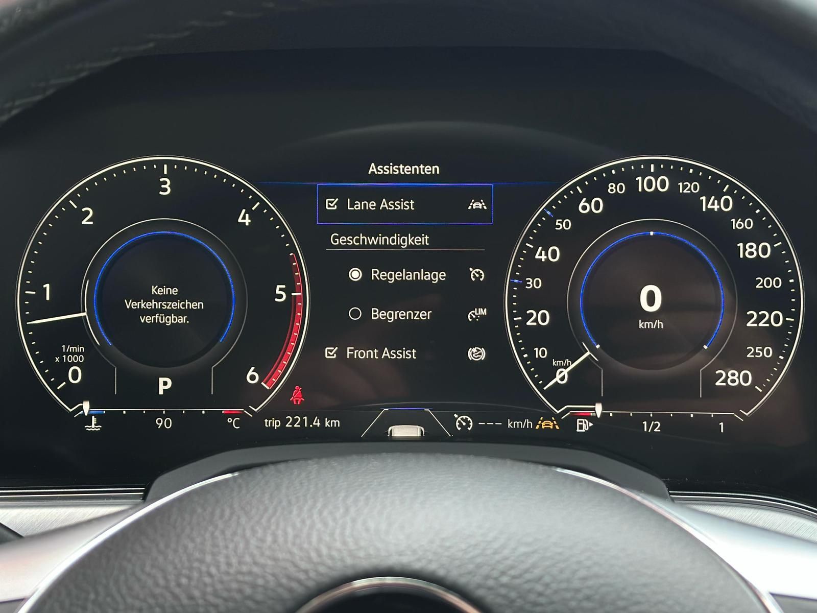 VW Touareg 3.0TDI ELEGANCE 4MOTION LED#AHK#KEYLE#SH - Image 12