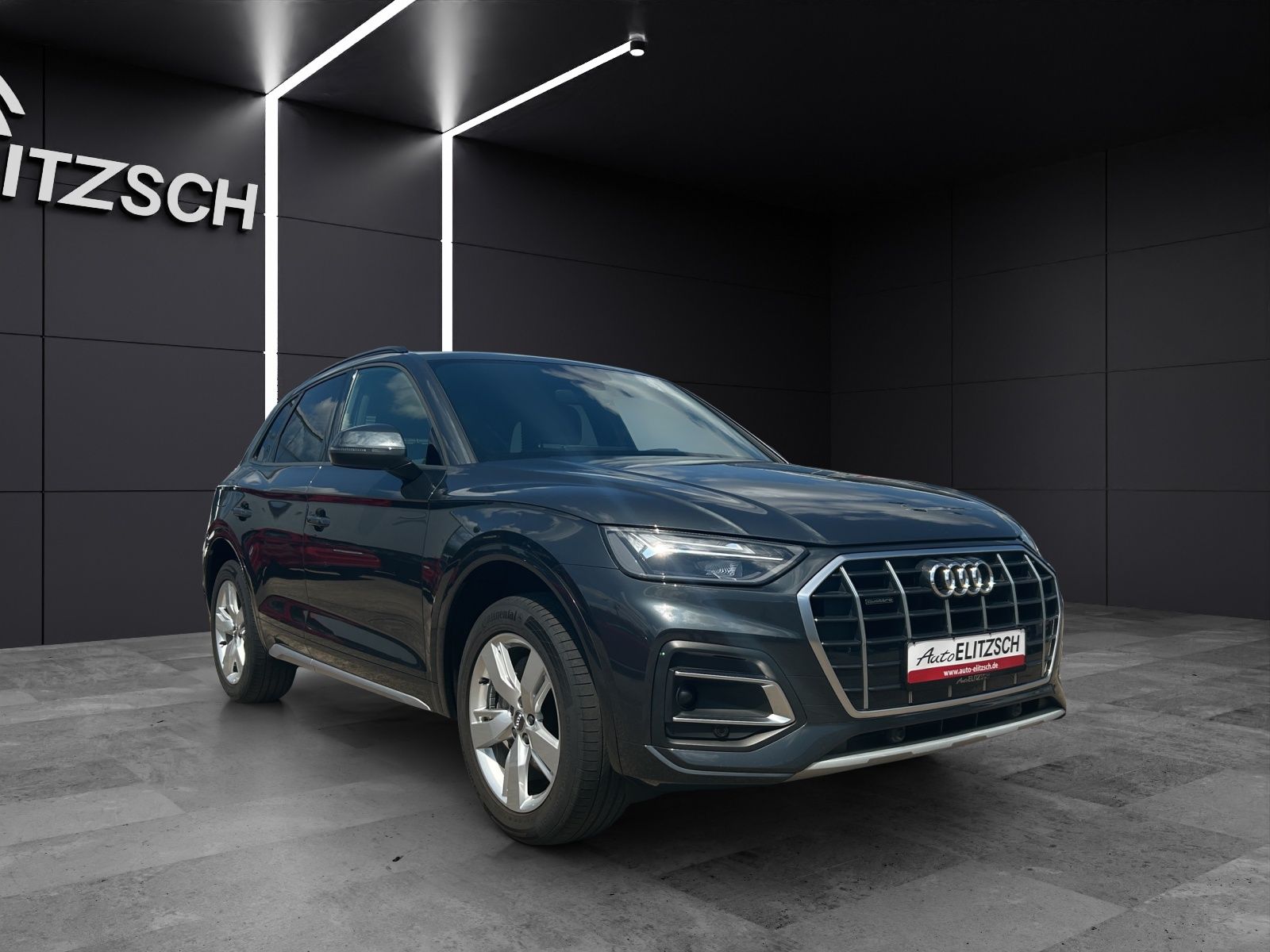 Fahrzeugabbildung Audi Q5 45 TFSI advanced S-Line quattro LED AHK Navi