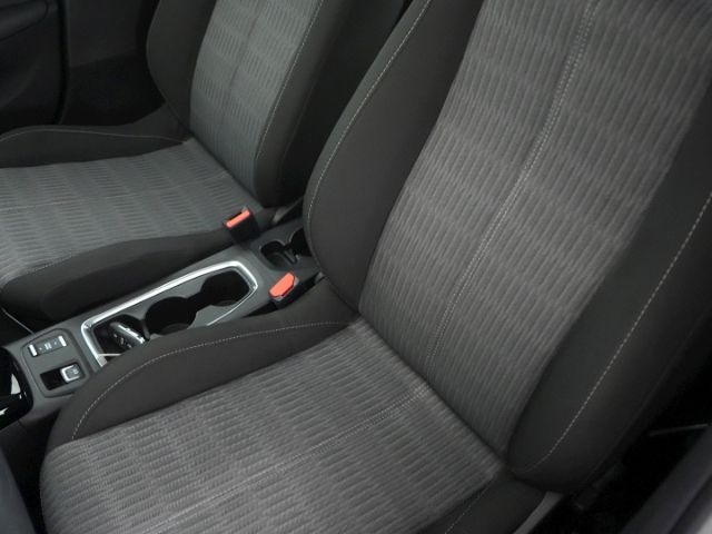 Corsa-e F 50kWH AT+KEYLESS+KLIMAAUTOMATIK+MULTIM