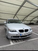 BMW 520i A -