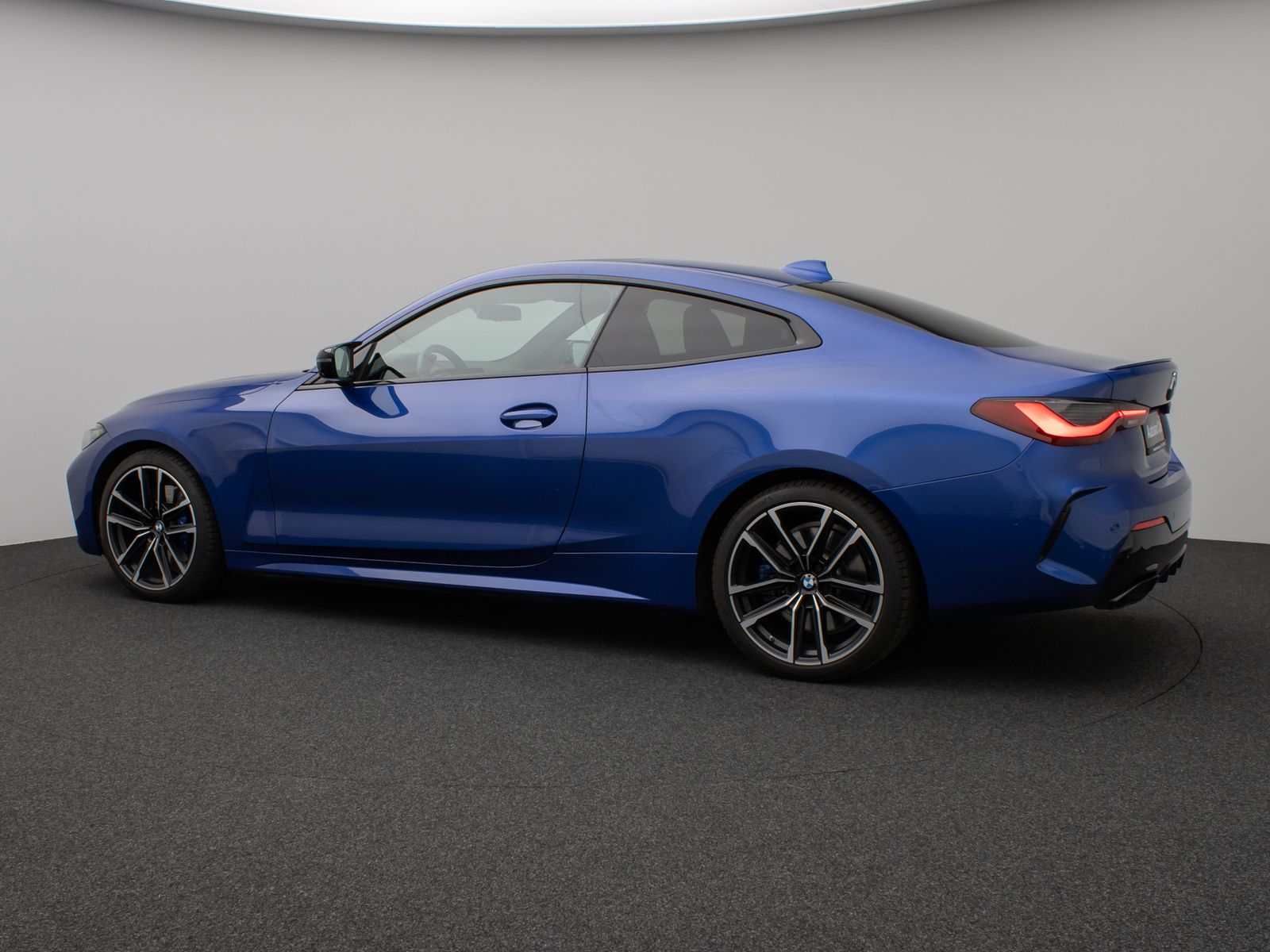 Fahrzeugabbildung BMW M440d xD Coupé 360°Glasdach HUD Laser DAB H/K