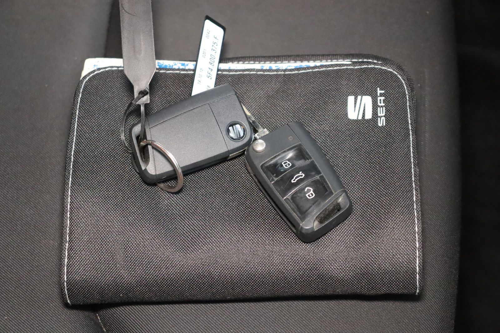 Fahrzeugabbildung SEAT Arona 1.5 FR * Klimaautomatik * Sitzhzg.