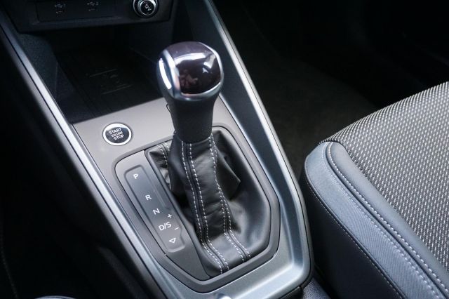 A1 30 TFSI Allstreet Alu 18 RFK LED S-Line Int.