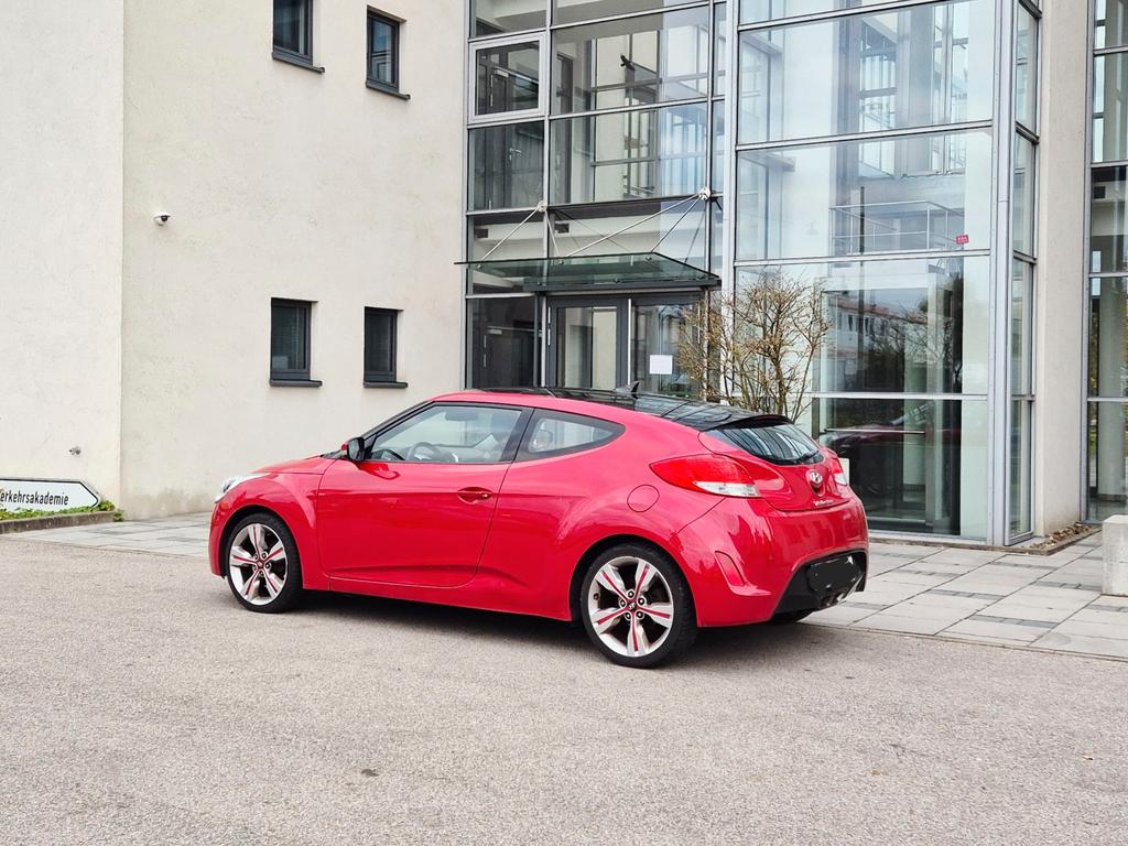 Hyundai Veloster