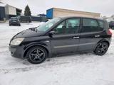 Renault SCÉNIC 1,9 dCi 5xSitze AUTOMATIK - Renault Scenic aus 2006 mit Diesel-Antrieb