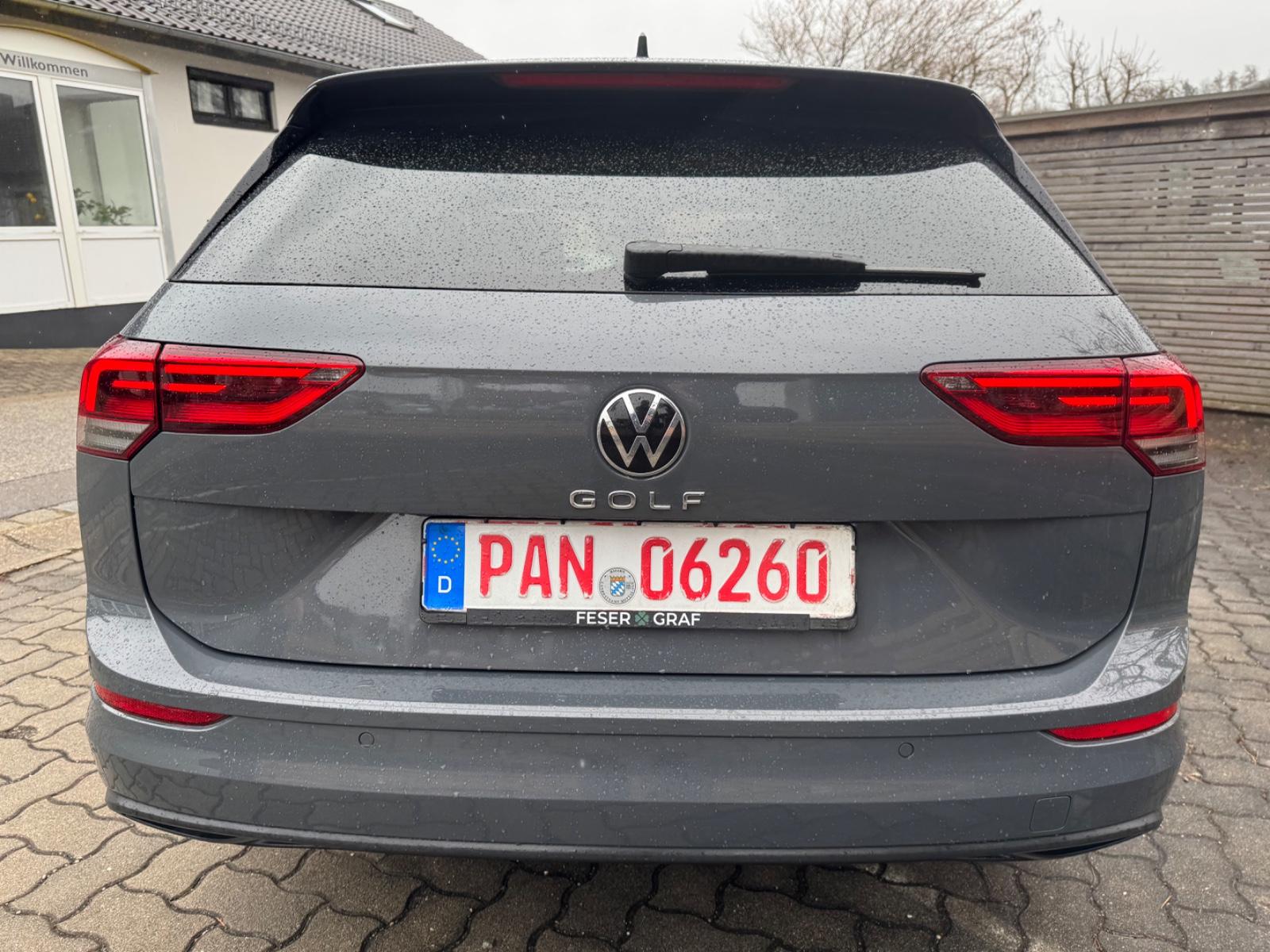 Volkswagen Golf VIII Variant *Life*LIVE-COCKPIT*DSG*LED*