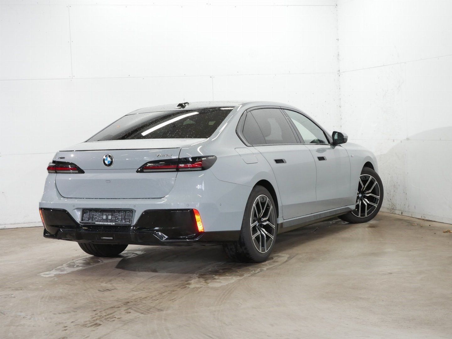 BMW 740d xDrive Sitzbelüft. M Sportpaket Pro Bowe foto 2