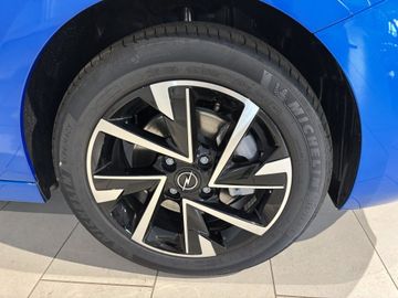 Fotografie des Opel Corsa 1.2 Direct Injection Turbo Hybrid 48 V YES