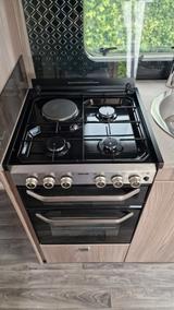 Sprite Cruzer 550 SR Voll GFK/Radio/Micro/Backo./Dusche - Offers