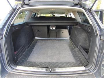 Volkswagen Passat Variant Comfortl*DSG*Bi-Xen*Navi*PDC*